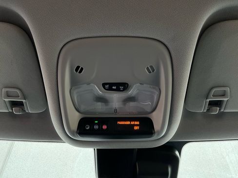 Used 2025 Chevrolet TrailBlazer LT image 15