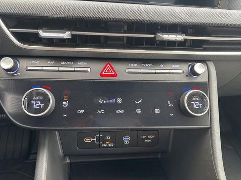 Certified 2024 Hyundai Sonata SEL image 17