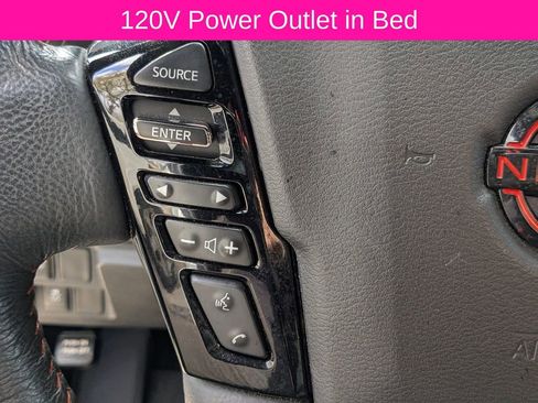 Used 2022 Nissan Frontier Pro-X image 11