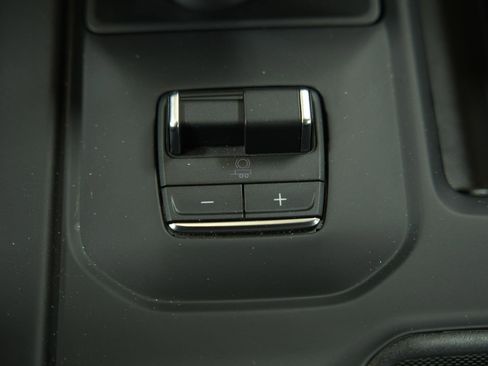 Used 2026 GMC Sierra 1500 Denali Ultimate AWD/4WD image 48
