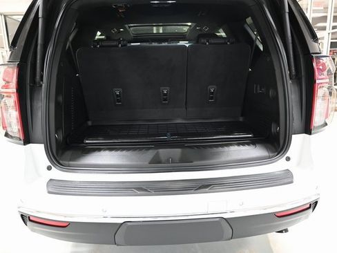 Used 2022 Chevrolet Tahoe LT w/ LT Signature Plus Package image 29