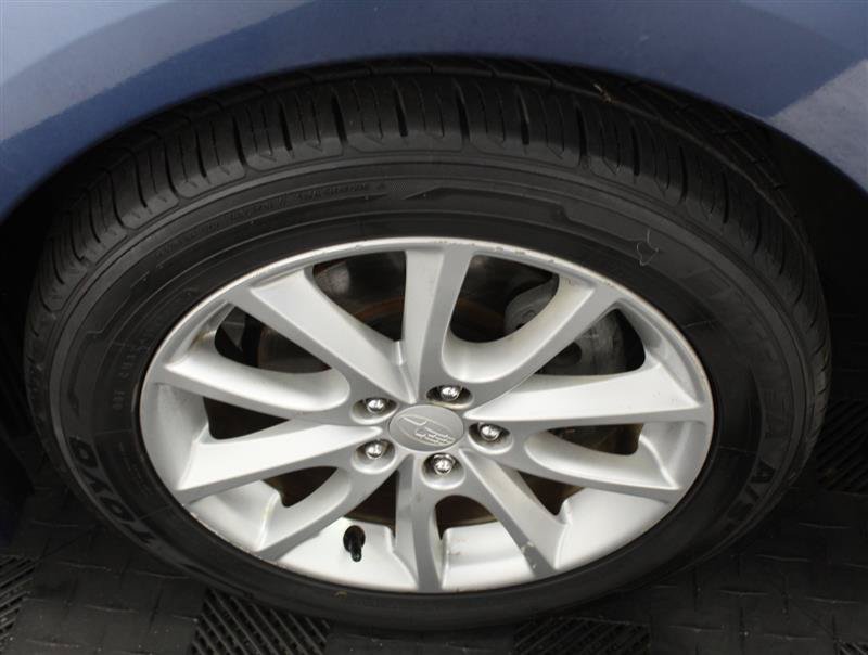 Used 2012 Subaru Impreza 2.0i Premium w/ All-Weather Pkg AWD/4WD image 18