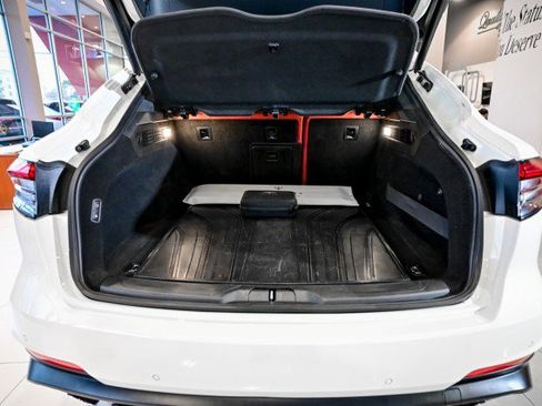 Used 2022 Maserati Levante Modena image 23