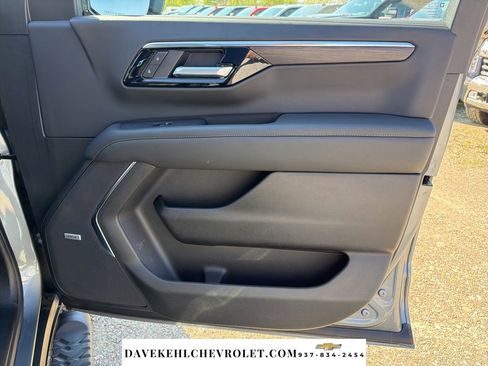 Used 2026 Chevrolet Suburban Z71 w/ Comfort Package image 26