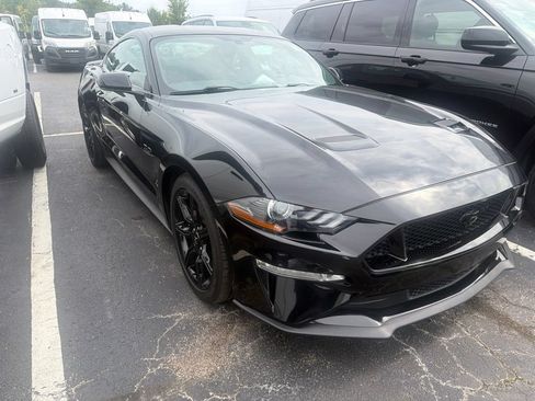 Used 2020 Ford Mustang GT w/ Black Accent Package RWD image 5