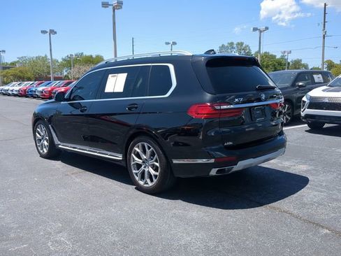 Used 2021 BMW X7 xDrive40i w/ Premium Package AWD/4WD image 8