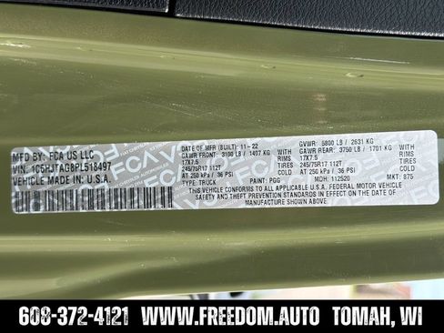 Used 2023 Jeep Gladiator Sport AWD/4WD image 28