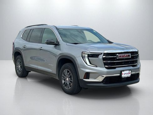 Used 2025 GMC Acadia Elevation FWD image 3