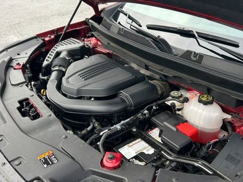 Certified 2024 Chevrolet Traverse RS image 61