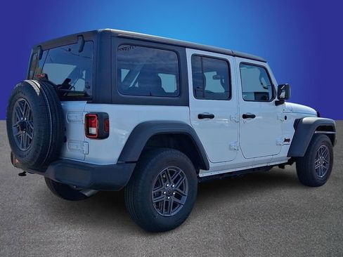 Used 2025 Jeep Wrangler Unlimited Sport AWD/4WD image 4