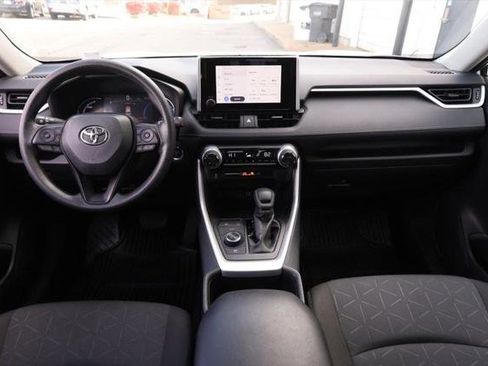 Certified 2025 Toyota RAV4 XLE image 22