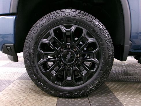 New 2026 Chevrolet Silverado 2500 High Country w/ Technology Package AWD/4WD image 16