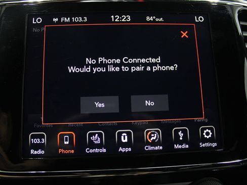 Used 2019 Jeep Grand Cherokee Altitude AWD/4WD image 35