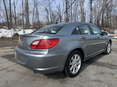 Used 2009 Chrysler Sebring Limited image 5