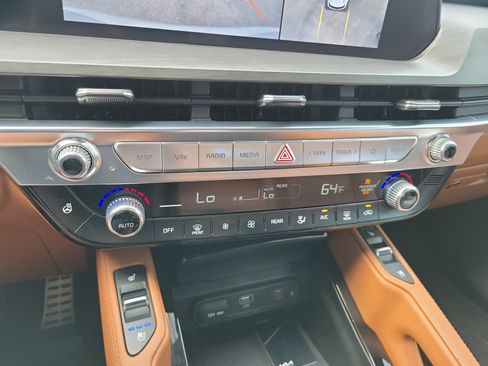 Used 2023 Kia Telluride SX Prestige X-Line AWD/4WD image 18