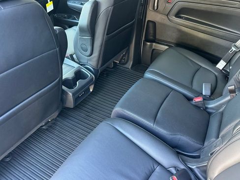 Used 2026 Honda Odyssey EX-L image 12