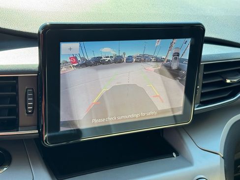 Used 2024 Ford Explorer XLT w/ Equipment Group 202A image 26