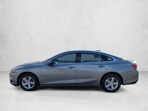 Used 2023 Chevrolet Malibu LS image 9