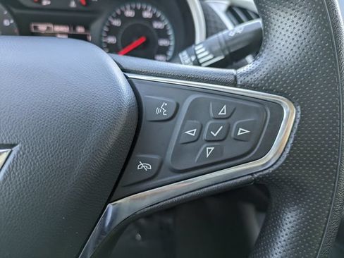 Used 2023 Chevrolet Malibu LT FWD image 23