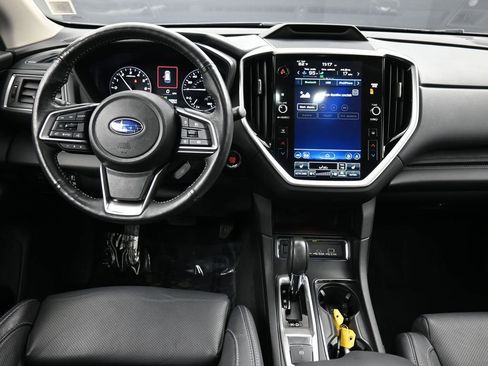 Used 2023 Subaru Ascent Limited image 20
