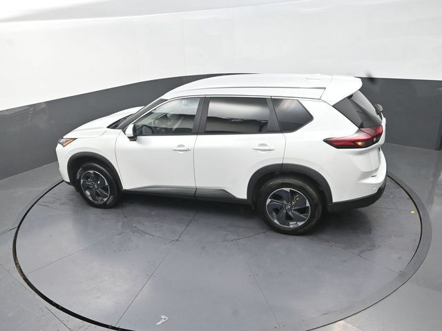 Used 2024 Nissan Rogue SV FWD image 26
