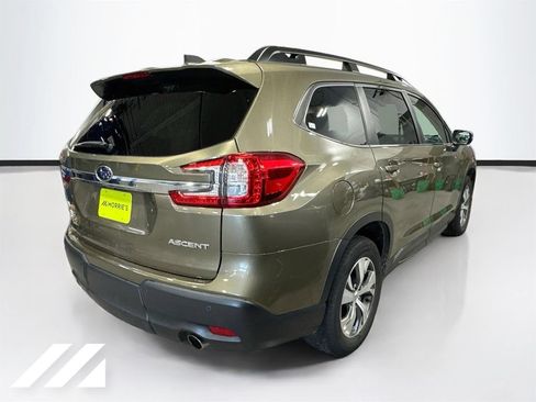 Used 2023 Subaru Ascent Premium w/ Convenience Package AWD/4WD image 5