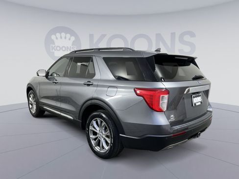 Certified 2022 Ford Explorer XLT w/ Equipment Group 202A AWD/4WD image 8