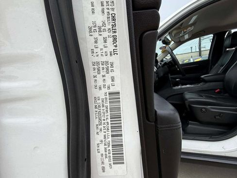 Used 2013 Jeep Grand Cherokee Laredo image 21