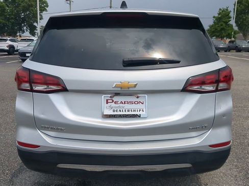 Used 2022 Chevrolet Equinox LT AWD/4WD image 5