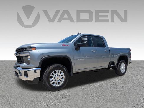 New 2026 Chevrolet Silverado 2500 LT w/ Safety Package AWD/4WD image 2