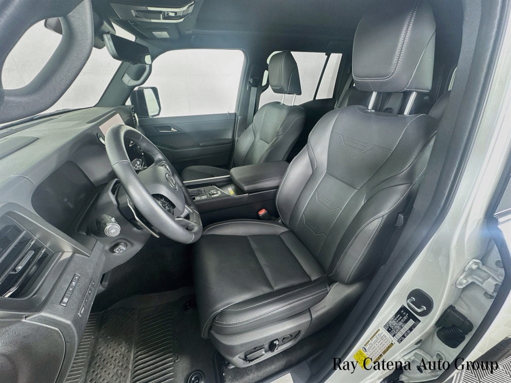 Certified 2026 Lexus GX 550 w/ Accessory Package (2T) AWD/4WD image 22
