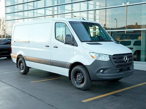 Used 2026 Mercedes-Benz Sprinter 2500 image 1