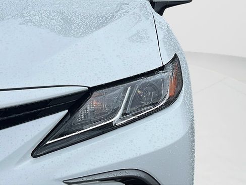 Used 2022 Toyota Camry LE FWD image 23