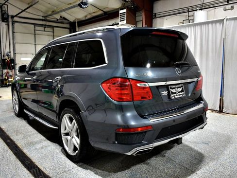 Used 2015 Mercedes-Benz GL 550 4MATIC w/ Accessory Chrome Package image 32