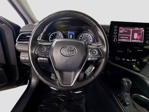 Used 2024 Toyota Camry SE FWD image 13