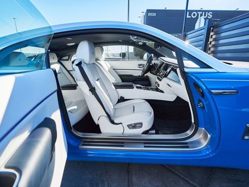 Used 2020 Rolls-Royce Wraith RWD image 25