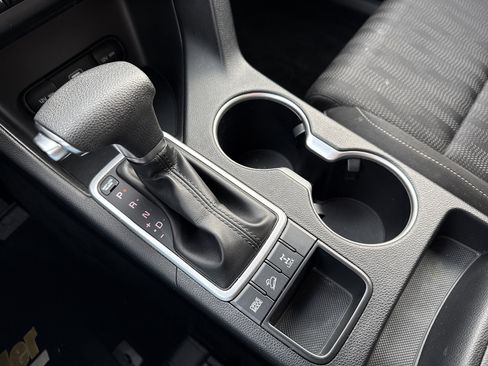 Certified 2022 Kia Sportage LX image 23