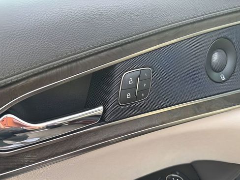 Used 2020 Lincoln Nautilus Reserve image 29