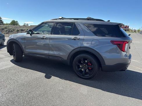 Used 2022 Ford Explorer ST w/ Equipment Group 401A AWD/4WD image 33