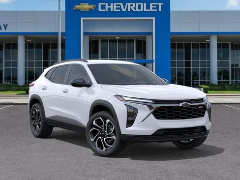 New 2026 Chevrolet Trax RS w/ Driver Confidence Package FWD image 7