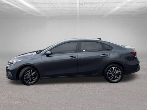 Used 2023 Kia Forte LXS FWD image 49