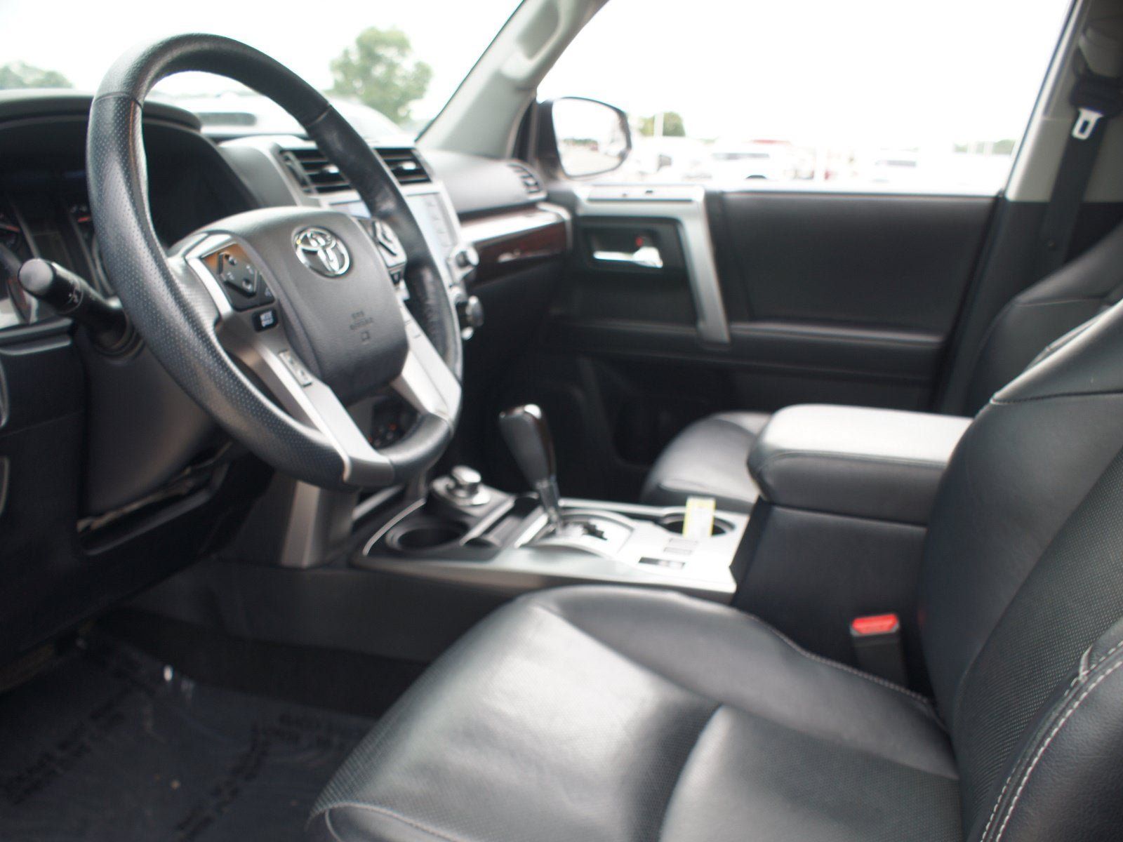 Used 2024 Toyota 4Runner Limited AWD/4WD image 15