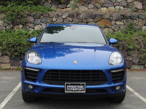 Used 2018 Porsche Macan Sport Edition AWD/4WD image 3