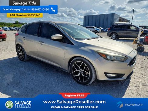 Used 2017 Ford Focus SEL FWD image 5