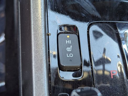 Used 2017 Honda Accord EX-L image 24