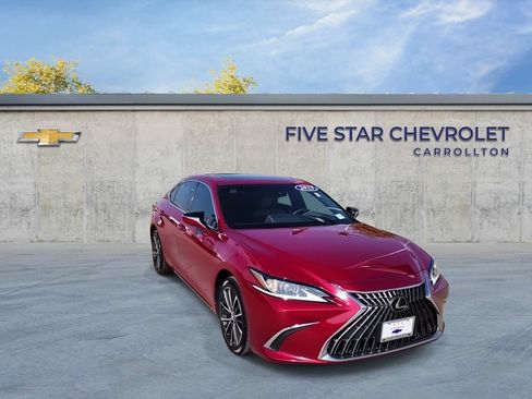 Used 2023 Lexus ES 350 w/ Premium Package FWD image 2