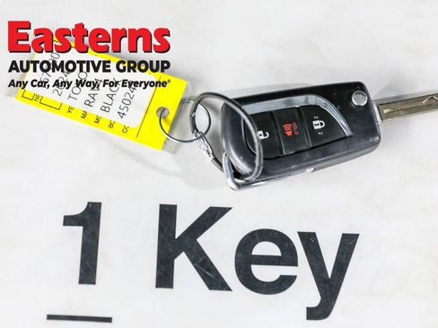 Used 2024 Toyota RAV4 LE image 34