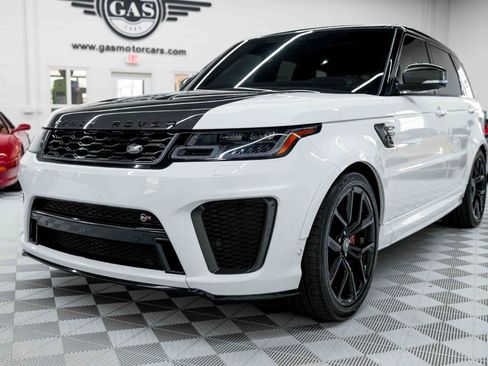 Used 2022 Land Rover Range Rover Sport SVR AWD/4WD image 4