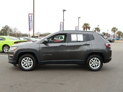 Used 2020 Jeep Compass Sport image 9