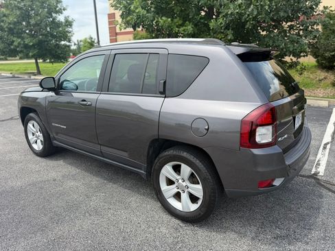 Used 2017 Jeep Compass Sport w/ Power Value Group AWD/4WD image 3